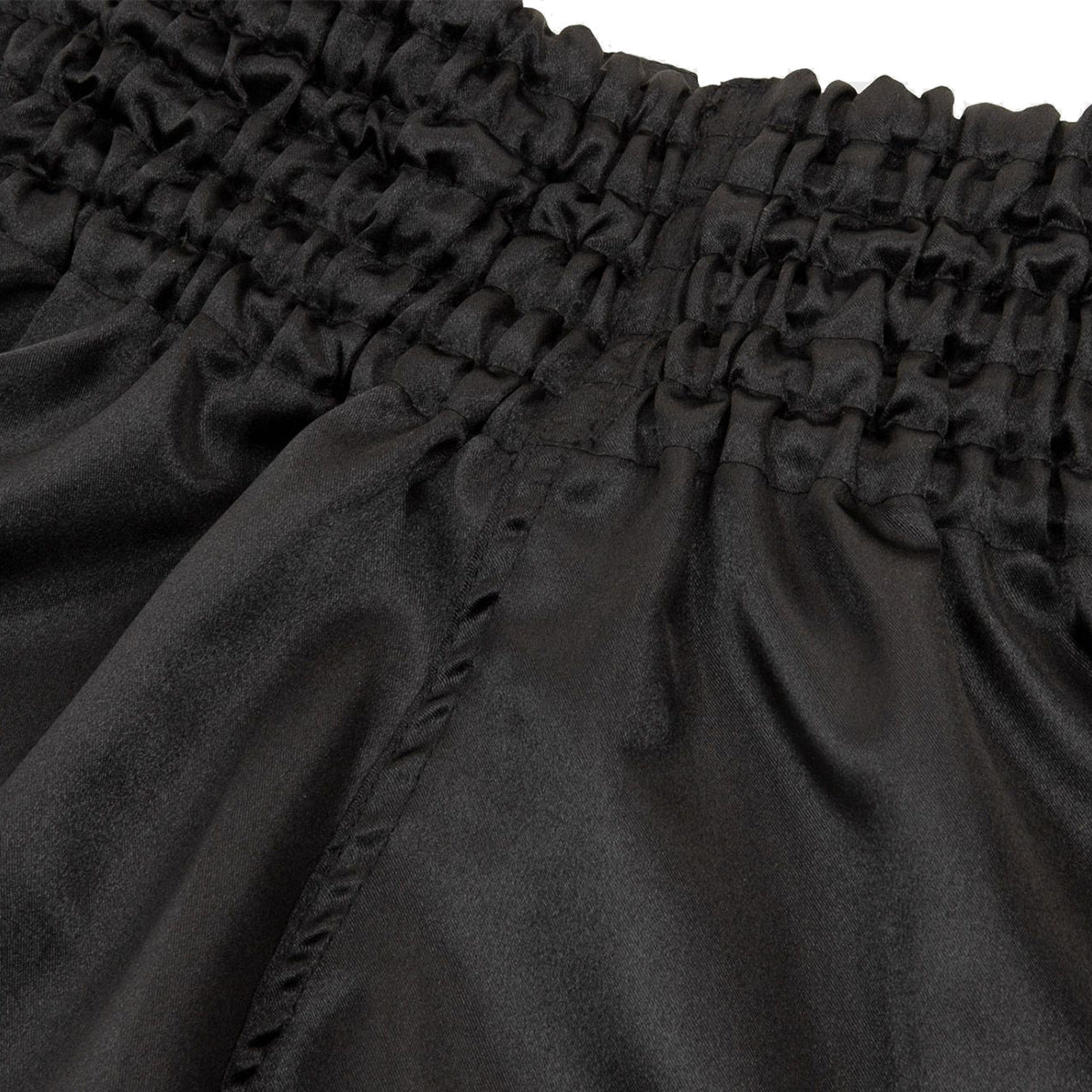 Venum Classic Muay Thai Shorts  - Black/Red